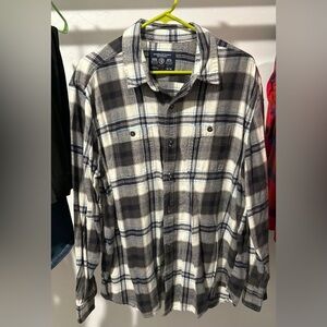 American Eagle Outfitters Men's Gray and White Plaid Shirt